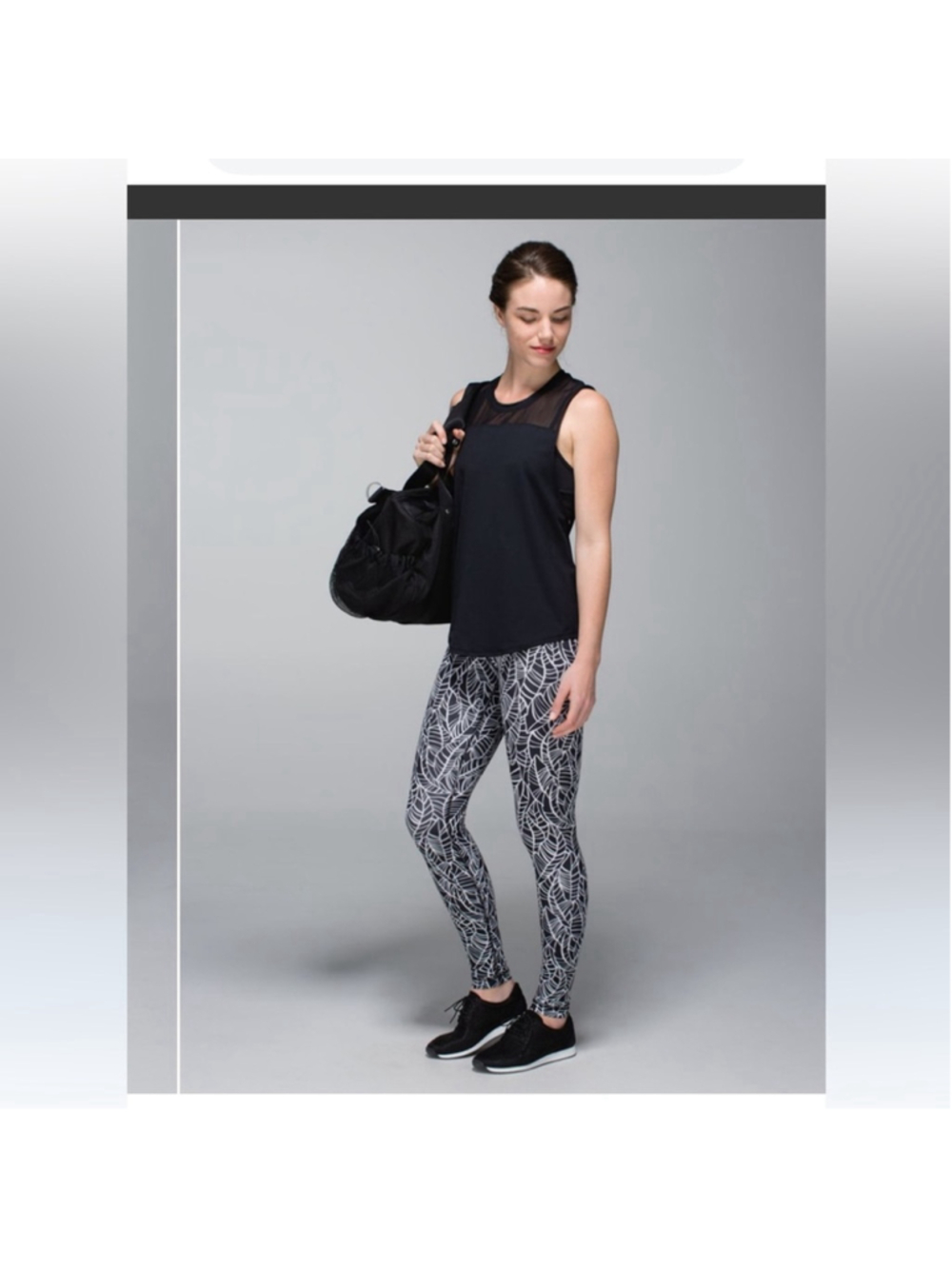 Lululemon Wunder Under Pant Luxtreme Roll Down
Pretty Palm Black Angel Wing sz 4